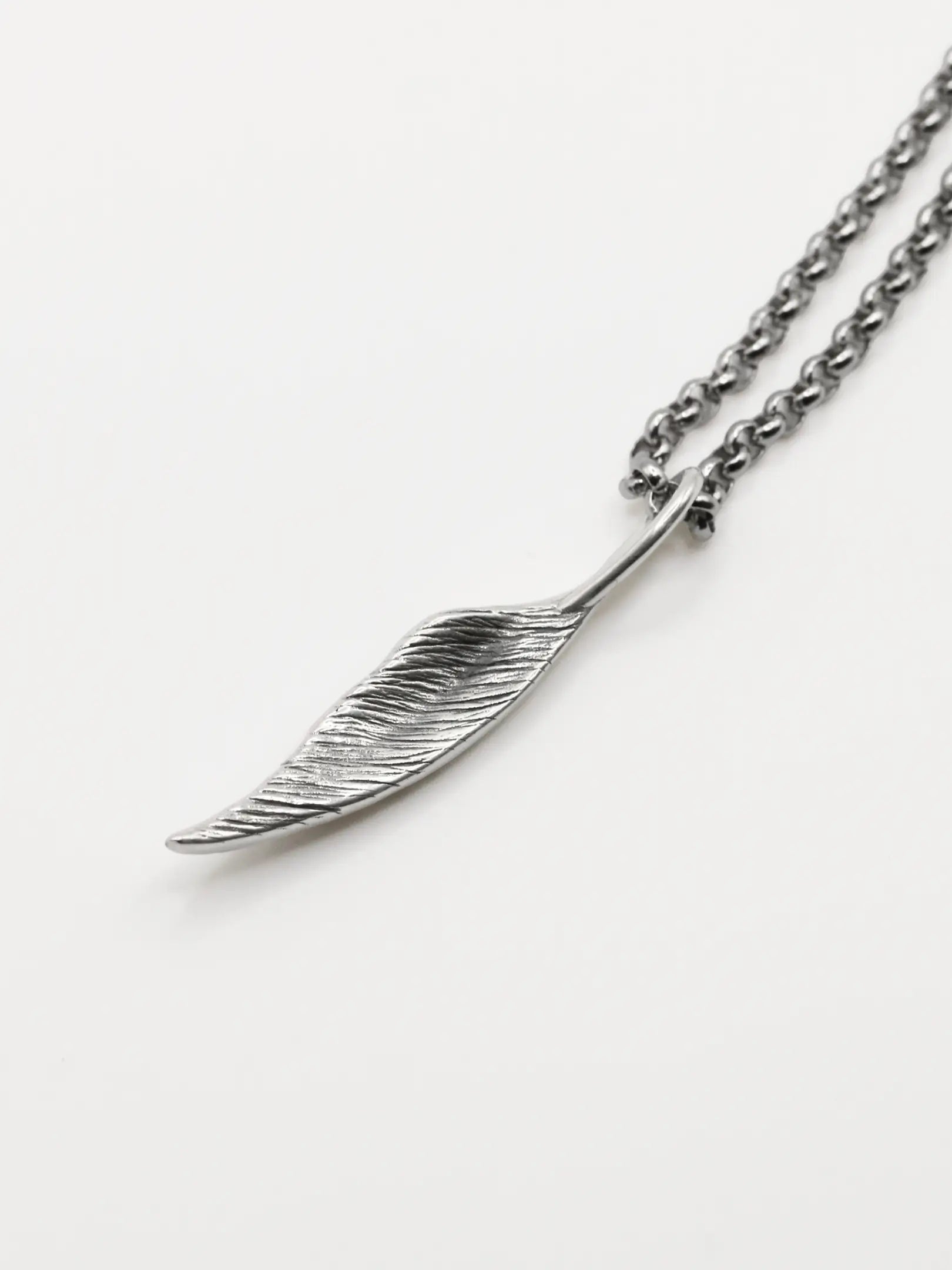 Hane Pendant