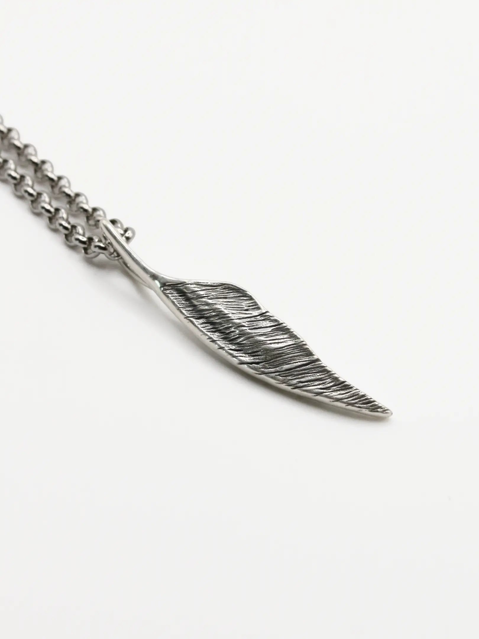 Hane Pendant