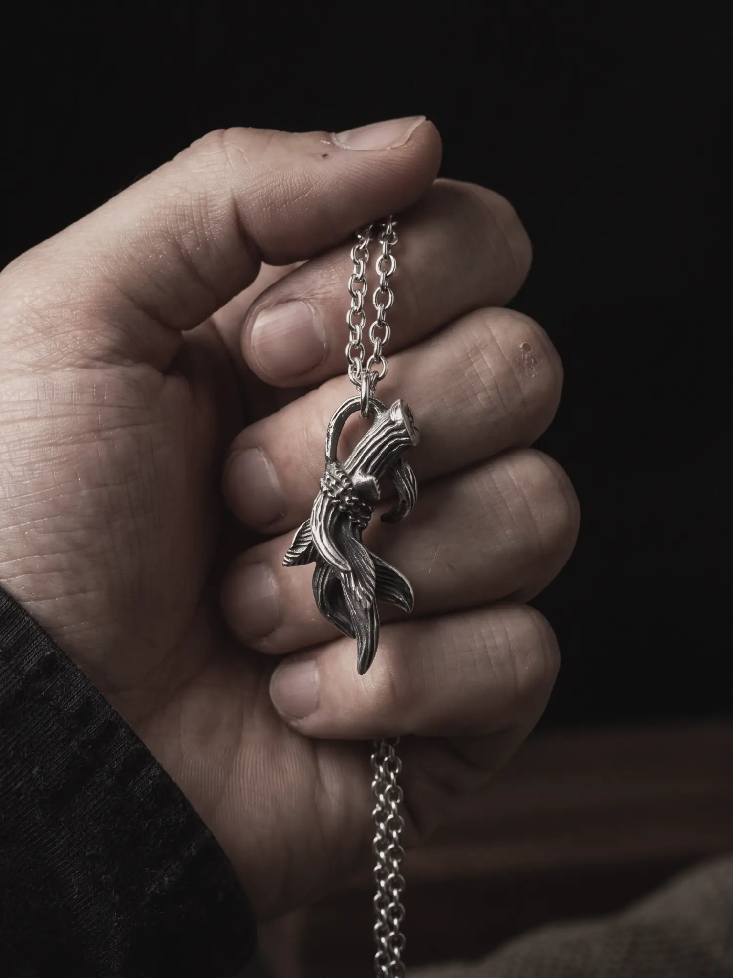 Tsuno Pendant