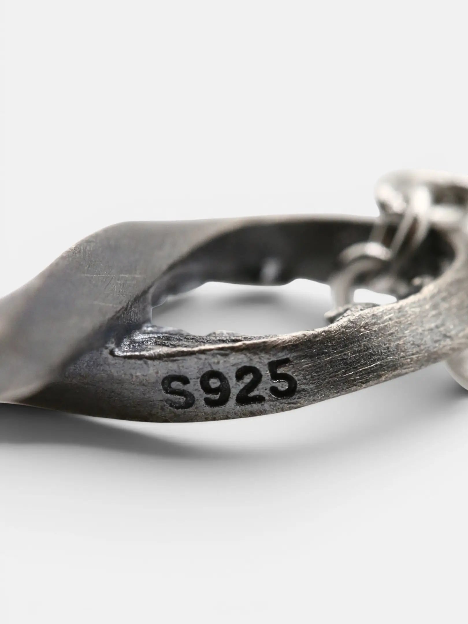Sankai Pendant