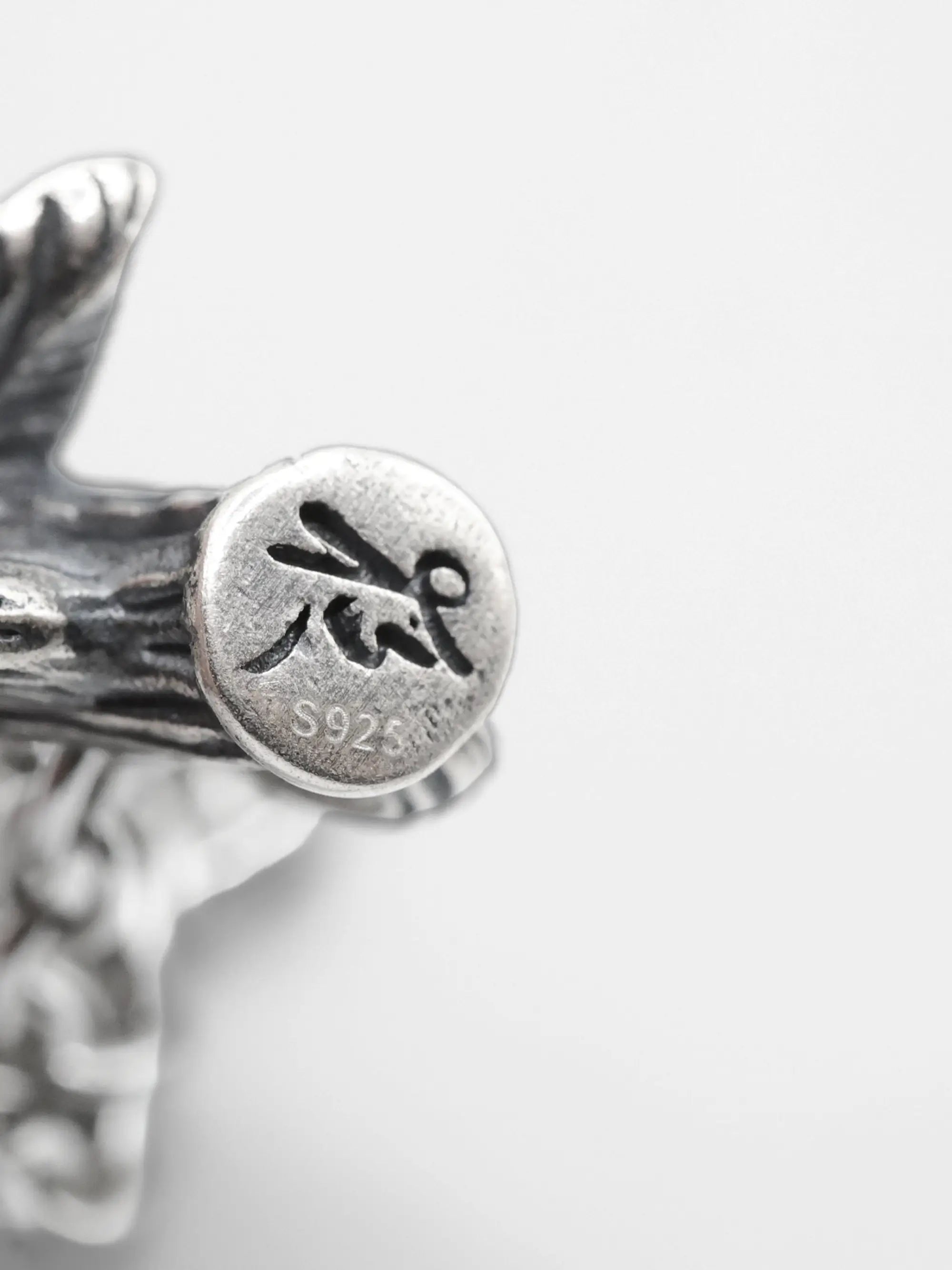 Tsuno Pendant